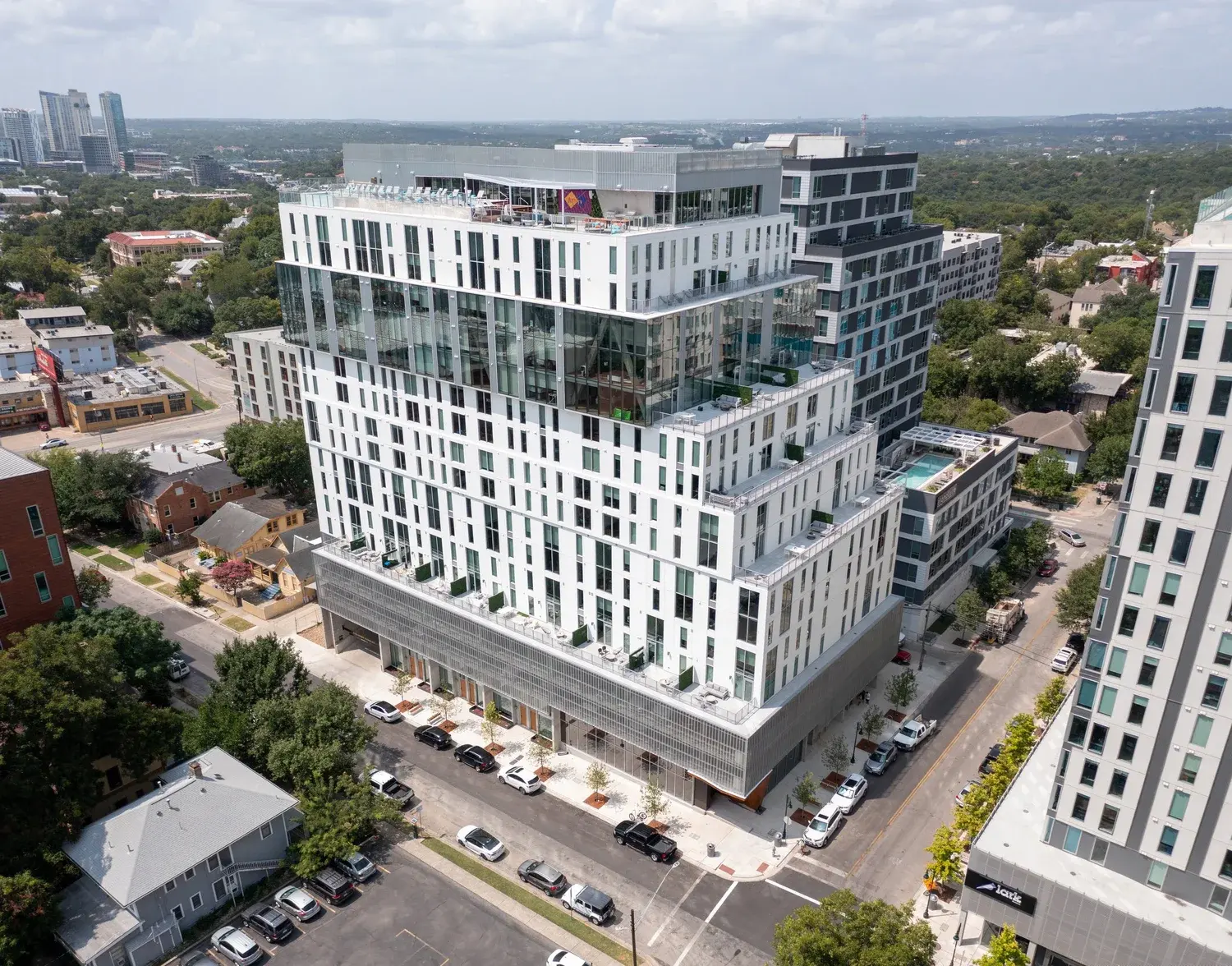 Torre — gallery image 1